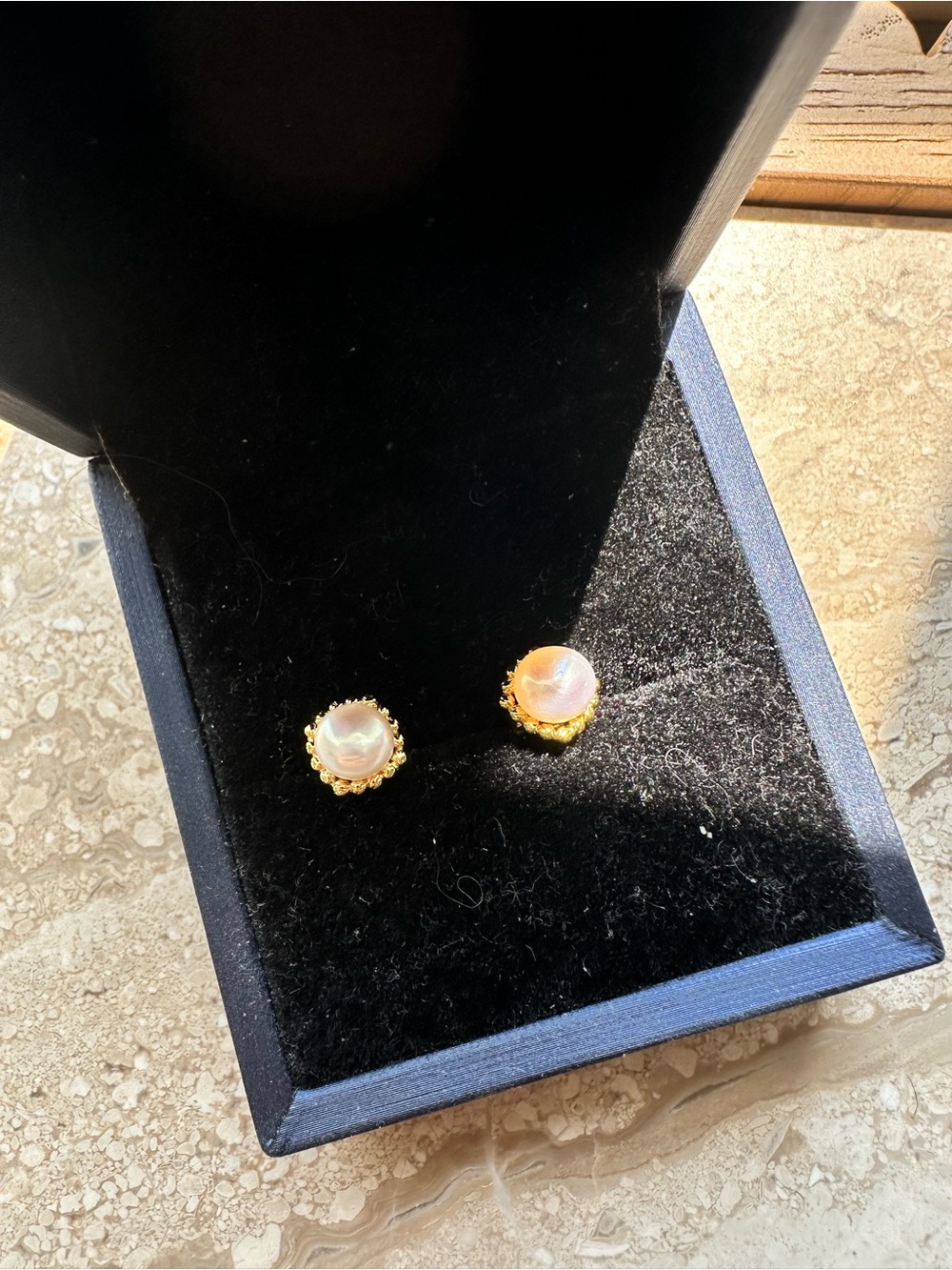 Gold-Plated real Pearl Stud Earrings - White Pearl